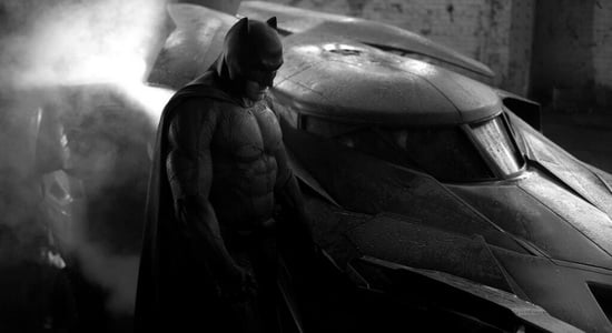Beredar Foto Batmobile dan Kostum Batman Terbaru