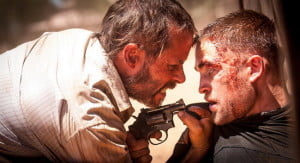 Robert Pattinson Dapat Banyak Pujian Berkat The Rover
